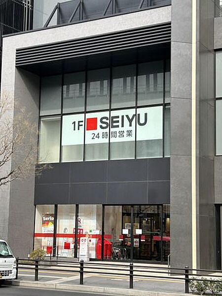 西友千葉中央店 徒歩4分。 280m