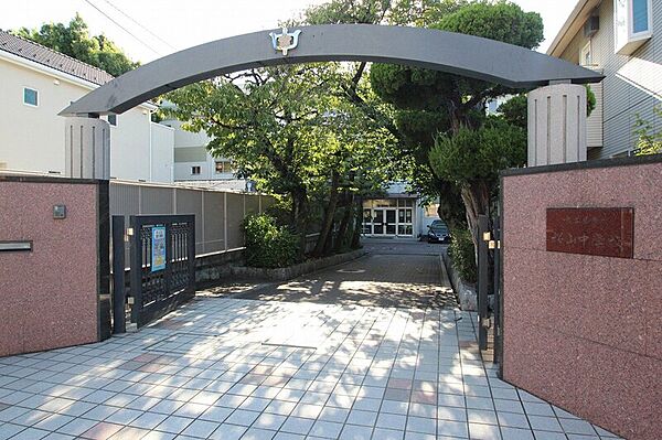 画像14:名古屋市立桜山中学校 375m