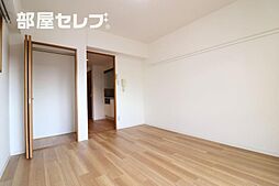 ローズウッド・コート 3階1Kのリビング/ダイニング