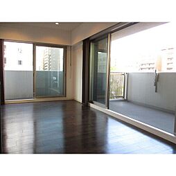 ローレルアイ上前津 4階2LDKのリビング/ダイニング