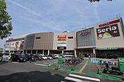 イオン熱田店 867m