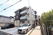 金山駅より徒歩6分 2階 築8年5ヶ月の賃貸物件