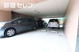 7 / 10