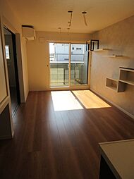 Ｓｉｒｉｎ　Ｋｅｄｉ　シリンケディ　Bldg A&B A301 3階2LDKのリビング/ダイニング