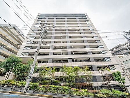 【外観】2017年9月築 東京メトロ千代田線「湯島」駅まで徒歩4分の立地