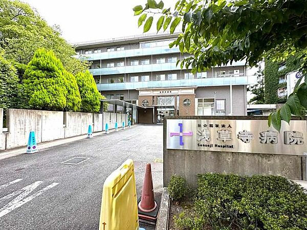 浅草寺病院 徒歩16分。 1240m