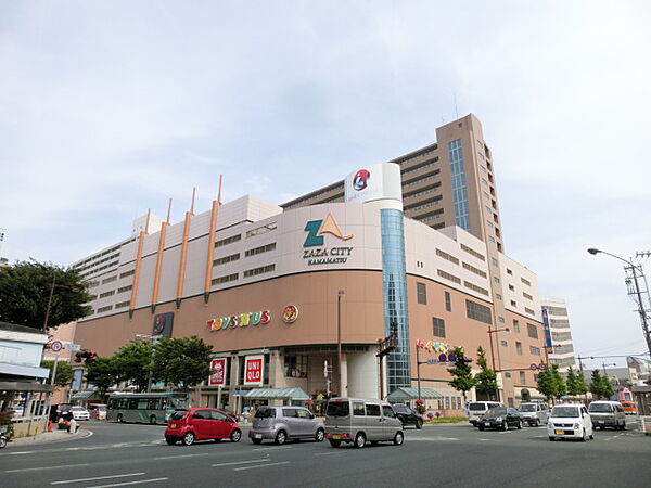 浜松ザザシティ店（930m）