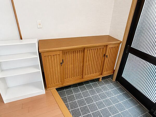 玄関を拡大表示