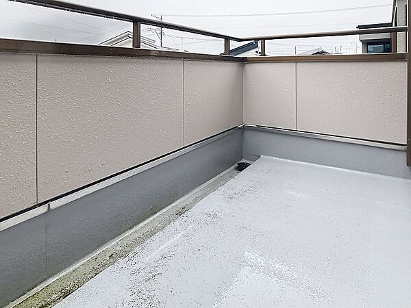 バルコニーを拡大表示