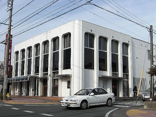 静岡銀行　見付支店（318m）