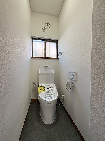 1階トイレ便器交換実施