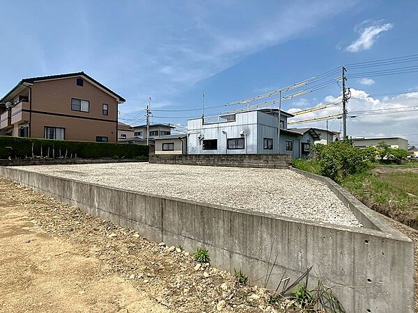 南東より撮影