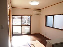 鈴木コーポ 2-B 2階2LDKのリビング/ダイニング