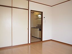 ヨシカワ・ハイツ 303 3階1Kのリビング/ダイニング