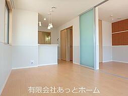 サンラフォーレ　H 201 2階2LDKのリビング/ダイニング