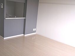 リヴェール　J 102 1階1LDKのリビング/ダイニング