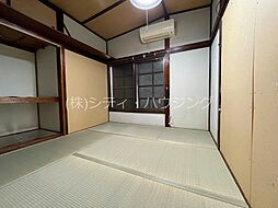 日の出荘 211 2階ワンルームのリビング/ダイニング