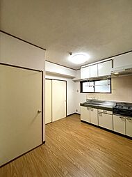 ベル・シエラ 203 2階2DKのリビング/ダイニング