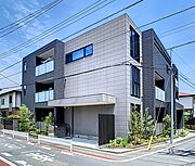 大鳥居駅より徒歩2分 築2年 3階建の賃貸物件