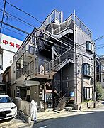 六郷土手駅より徒歩1分 2階 築32年の賃貸物件