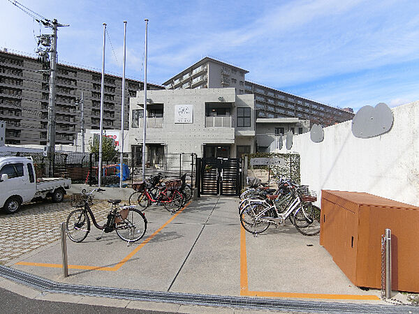 いぶきの丘学園　約120ｍ