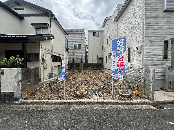 外観：327002970894
