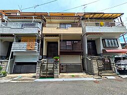 大東市南新田1丁目 〜周辺商業施設充実 3階建 南向き〜