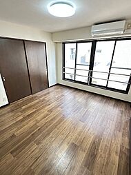 パレスガル 527 5階1LDKのリビング/ダイニング