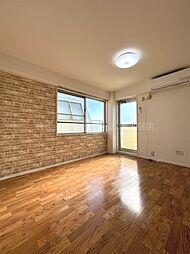 ハウスエディ 301 3階1Kのリビング/ダイニング