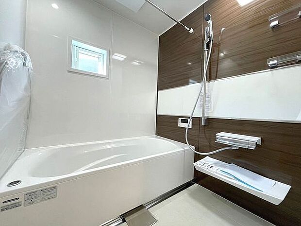 お子さんと一緒でもゆとりな広さです。快適・清潔な空間で心も体もオフになる時間を楽しんでみませんか。