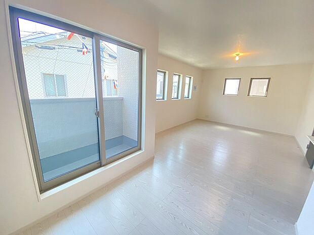 リビングダイニング