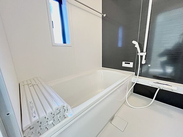 浴室暖房付で冬のシャワーも快適です！ 