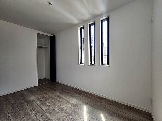 大容量の収納スペースで住空間もスッキリ広々。