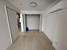 洋室：部屋ごとに設けた収納は、住みやすさへのこだわり。 