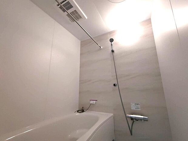 ≪ 雨の日のお洗濯にも大活躍な浴室乾燥機付 ≫ 