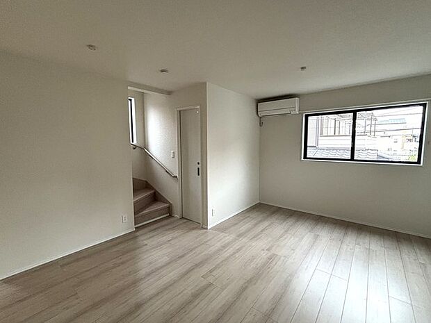 柔らかな質感と、ゆとりある空間が心地よい暮らしを演出します。