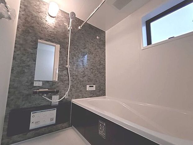 ≪ 雨の日のお洗濯にも大活躍な浴室乾燥機付 ≫ 