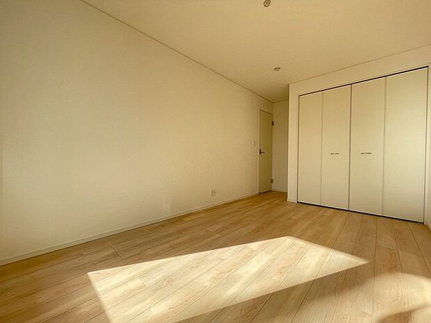 部屋ごとに設けた収納は、住みやすさへのこだわり。