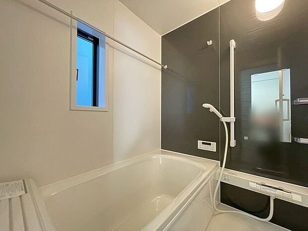 ≪ 雨の日のお洗濯にも大活躍な浴室乾燥機付 ≫