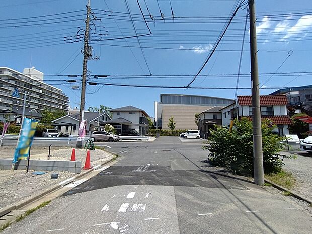 前面道路含む現地写真