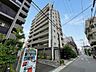 外観：前面道路含む現地写真