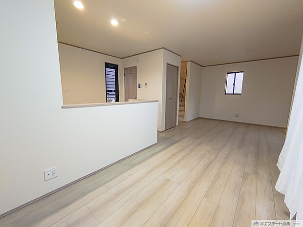 家族団らんの時間も増えそうなくつろぎのLDK。