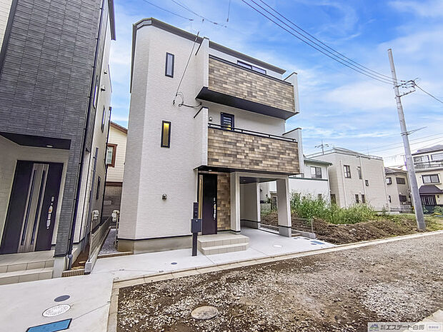 前面道路含む現地写真 