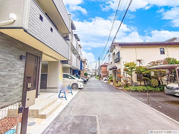 前面道路含む現地写真
