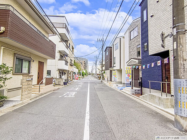 前面道路含む現地写真 