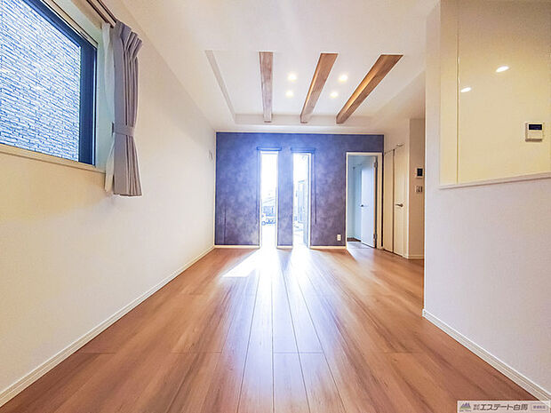 家族団らんの時間も増えそうなくつろぎのLDK。