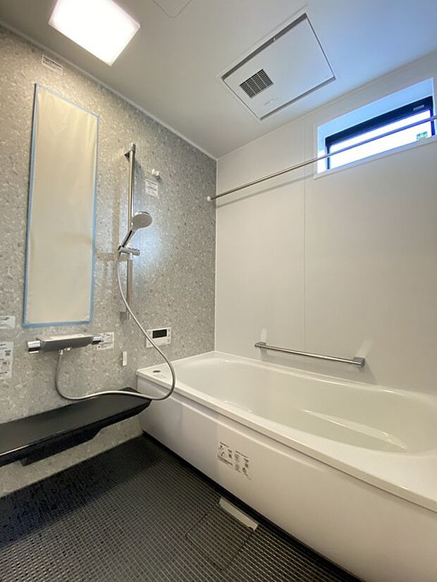 ≪ 雨の日のお洗濯にも大活躍な浴室乾燥機付 ≫