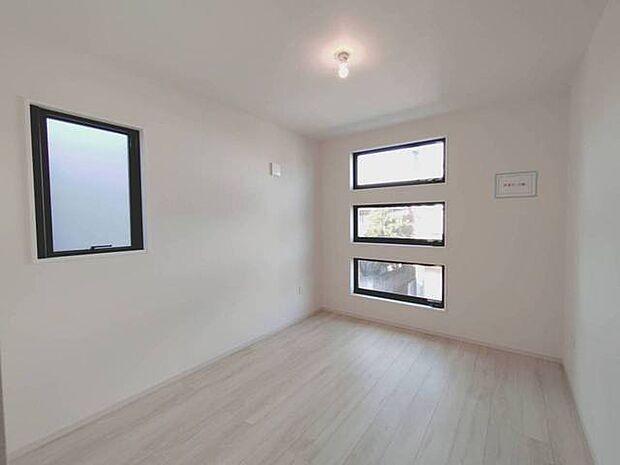 採光豊かな、心安らぐ空間