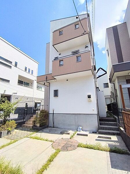 外観：311002348935