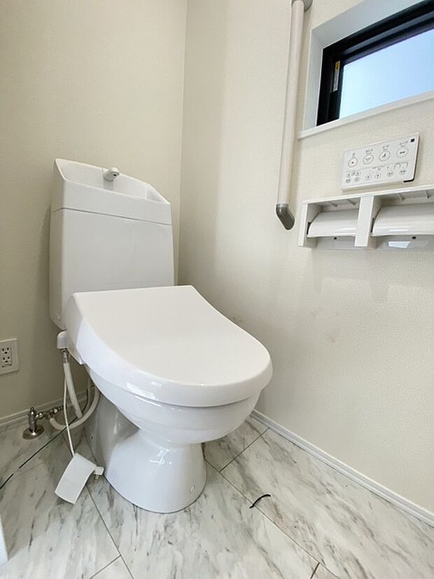 清潔好きには欠かせないウォシュレット機能付き。 